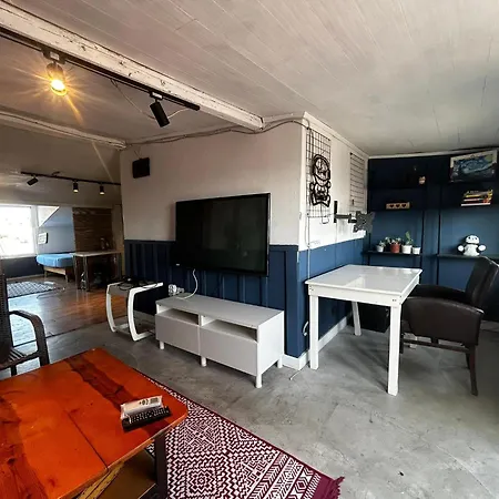 House With View Apartment
